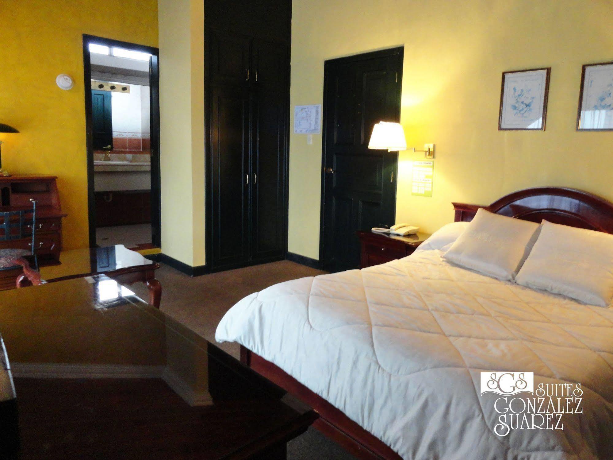 Hotel Suites Gonzalez Suarez Quito Buitenkant foto